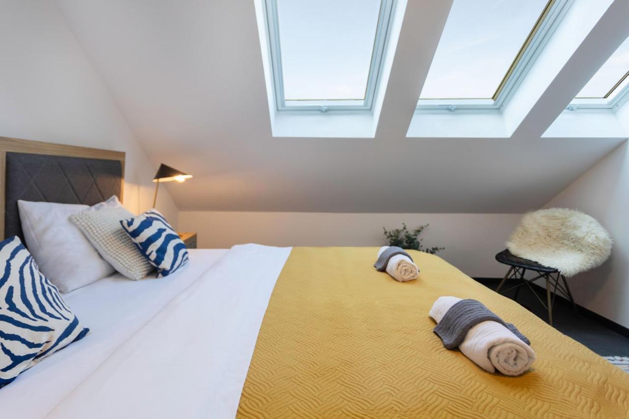 Kvaternik Square Rooms Zagreb Exteriör bild