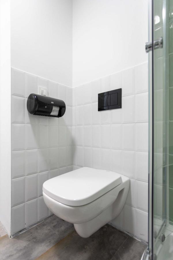 Kvaternik Square Rooms Zagreb Exteriör bild